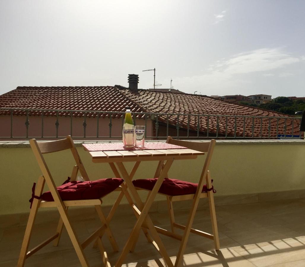 Appartamento Sole E Mare Palau Exterior photo
